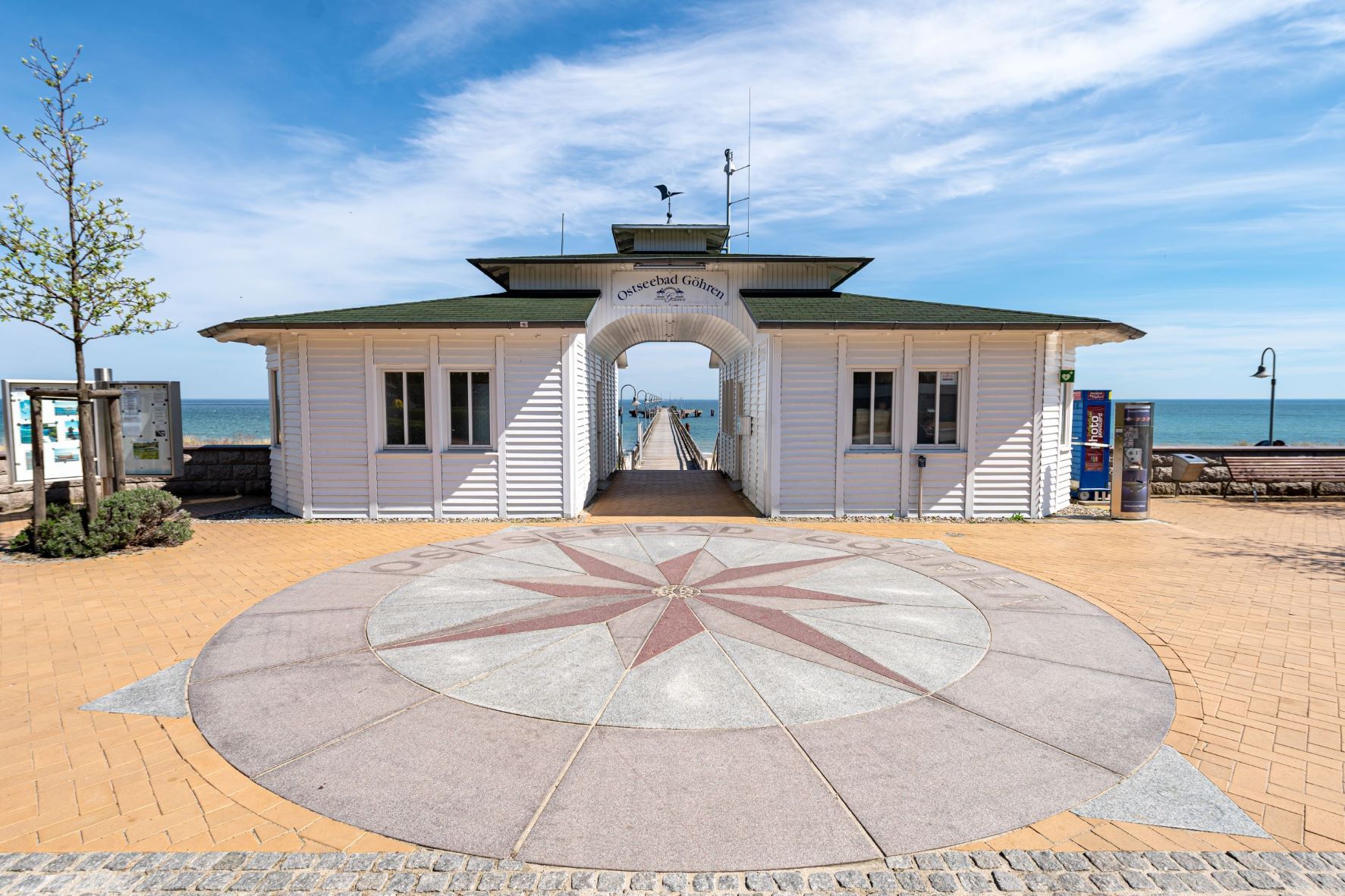 Bild Ostseebad Göhren Seebrücken-Vorplatz